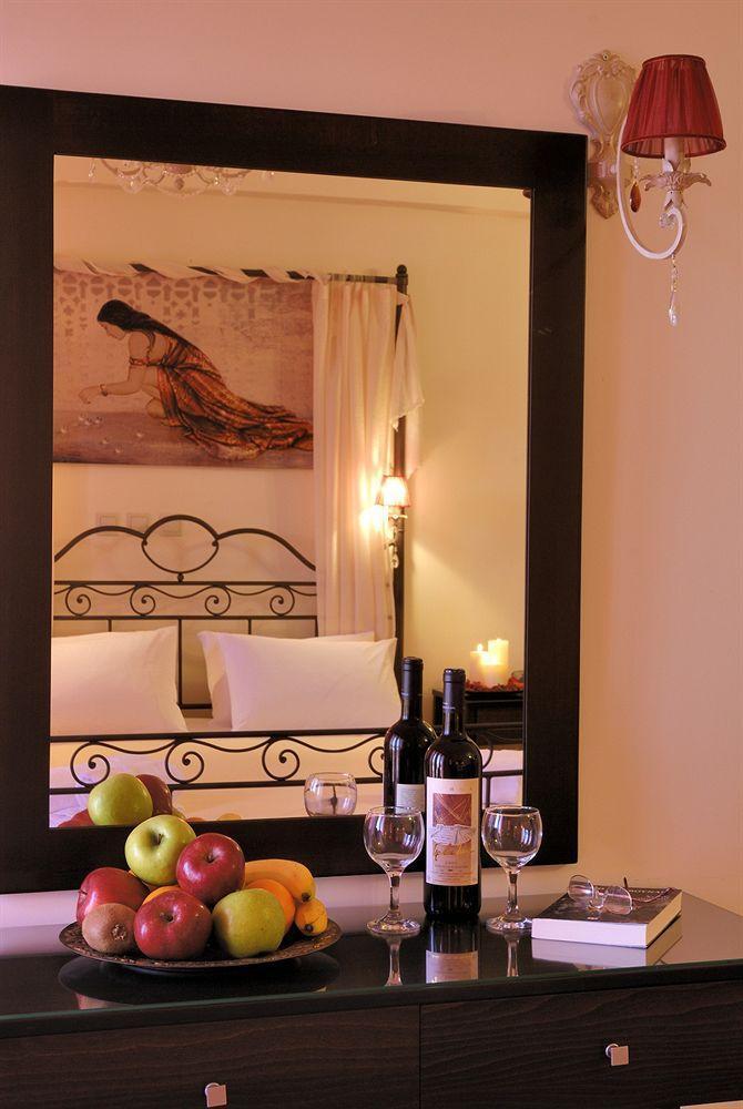 Byzantinon Hotel Leonídion Екстериор снимка